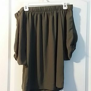 Ladies rue21 szM Olive green off the shoulder